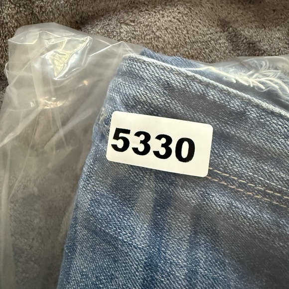 Hollister Shorts Womens 29/9 Blue Cut Offs Denim Ripped Distressed Medium Wash - Picture 9 of 9